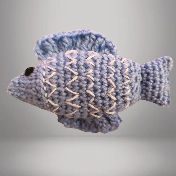 POISSON BLEU EN LAINE