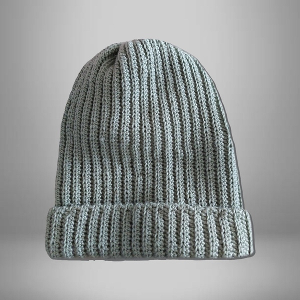 BONNET EN LAINE BLEU CIEL