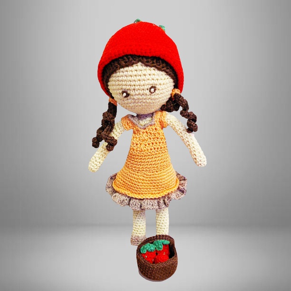 POUPEE CHARLOTTE AUX FRAISES